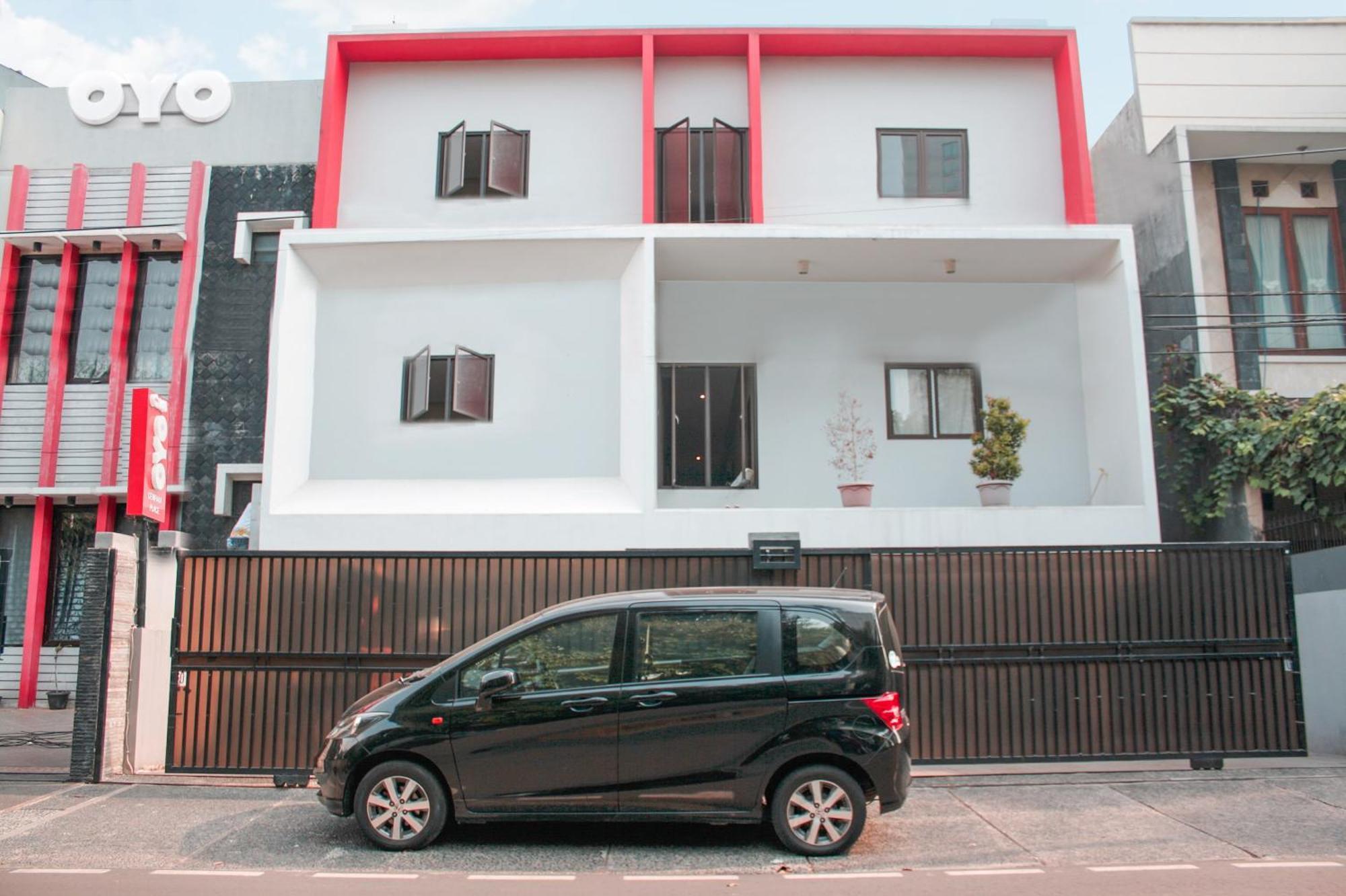 Oyo 148 Cempaka Place Homestay Jakarta Exterior photo